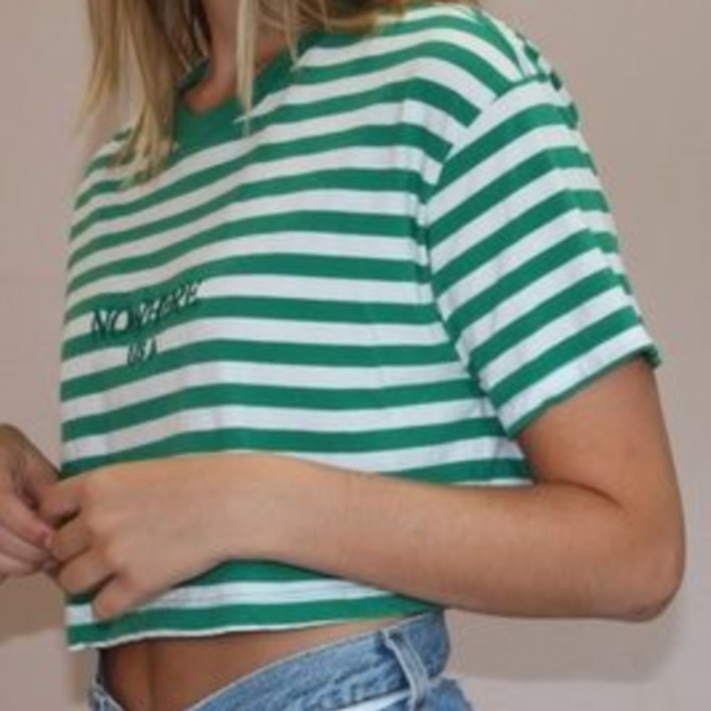 Nowhere USA Cropped Tee